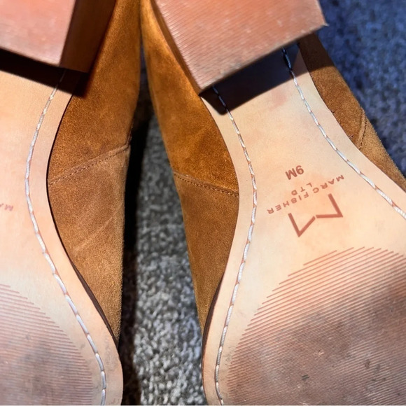 Marc Fisher Alva High Block Ankle Bootie Size 9M - Picture 8 of 8